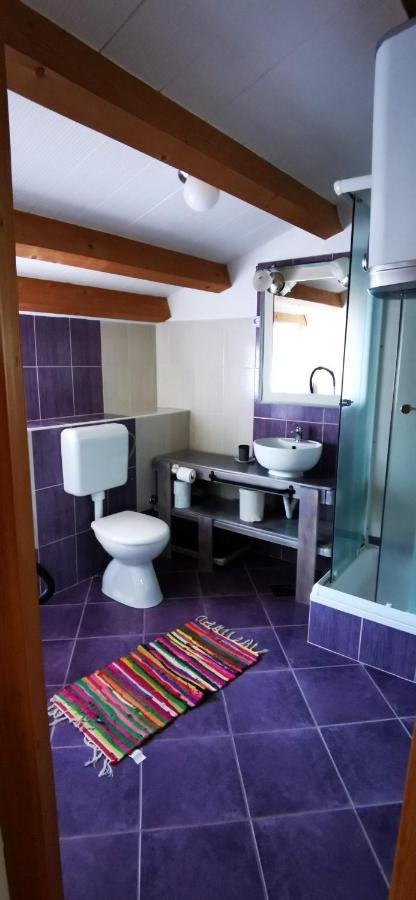 Eti And Mia Holiday Apartments Muntić المظهر الخارجي الصورة